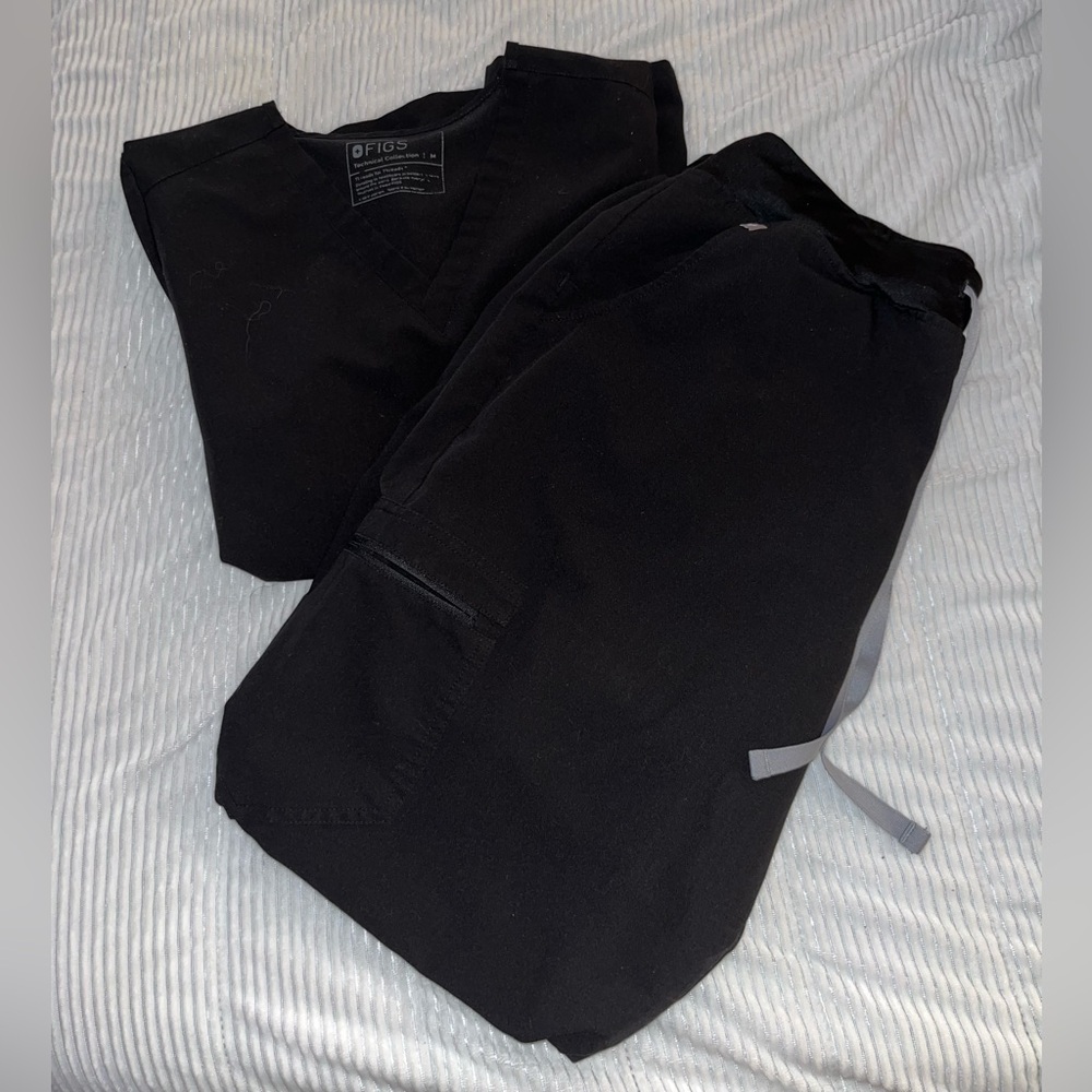 Black - Figs Scrub Set